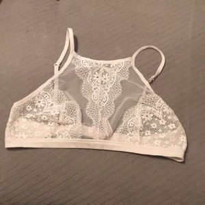 EUC BODY BY VICTORIA BRALETTE XL